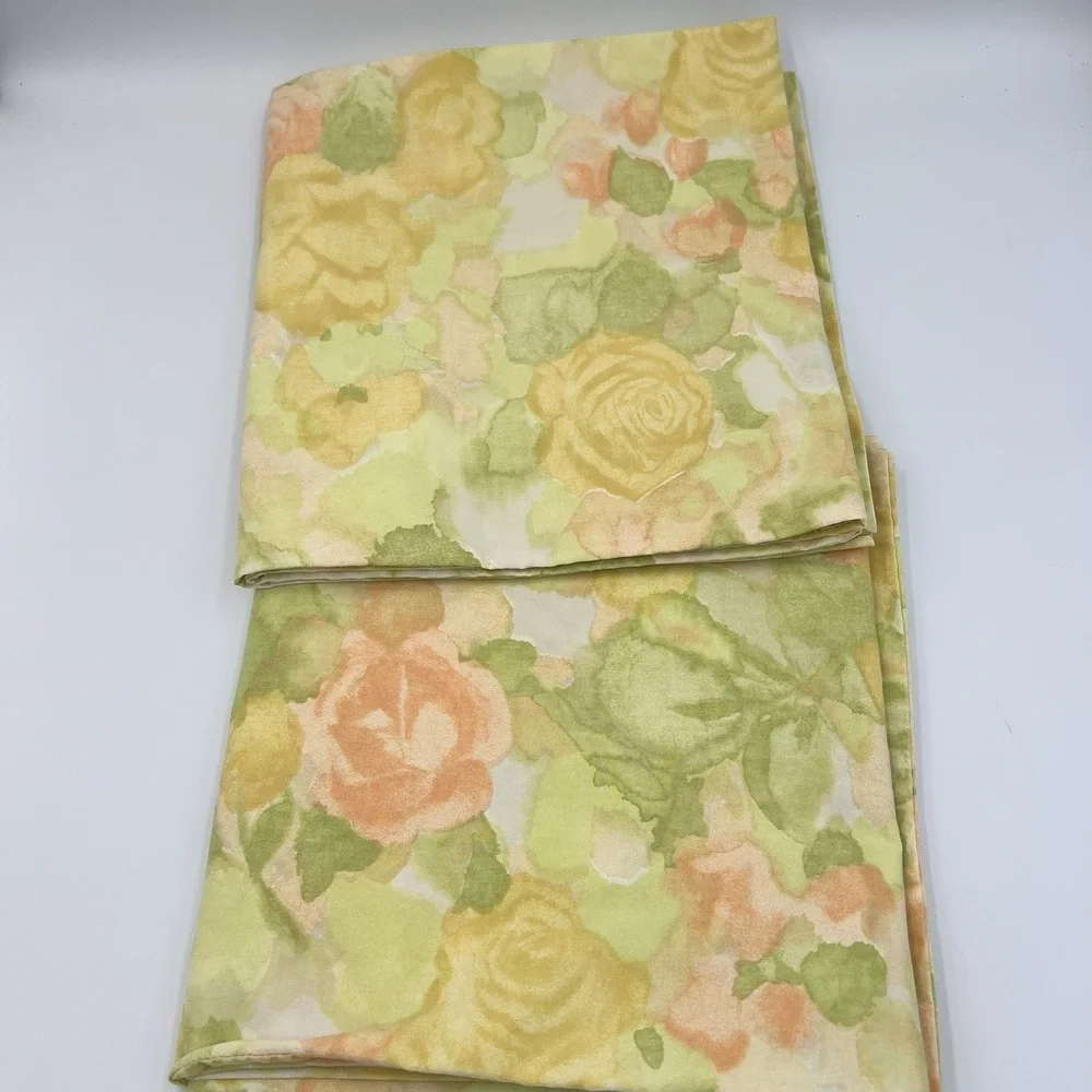Vintage Cannon Royal Family Set of 2 King Pillowcases Watercolor Rose Floral 70s
